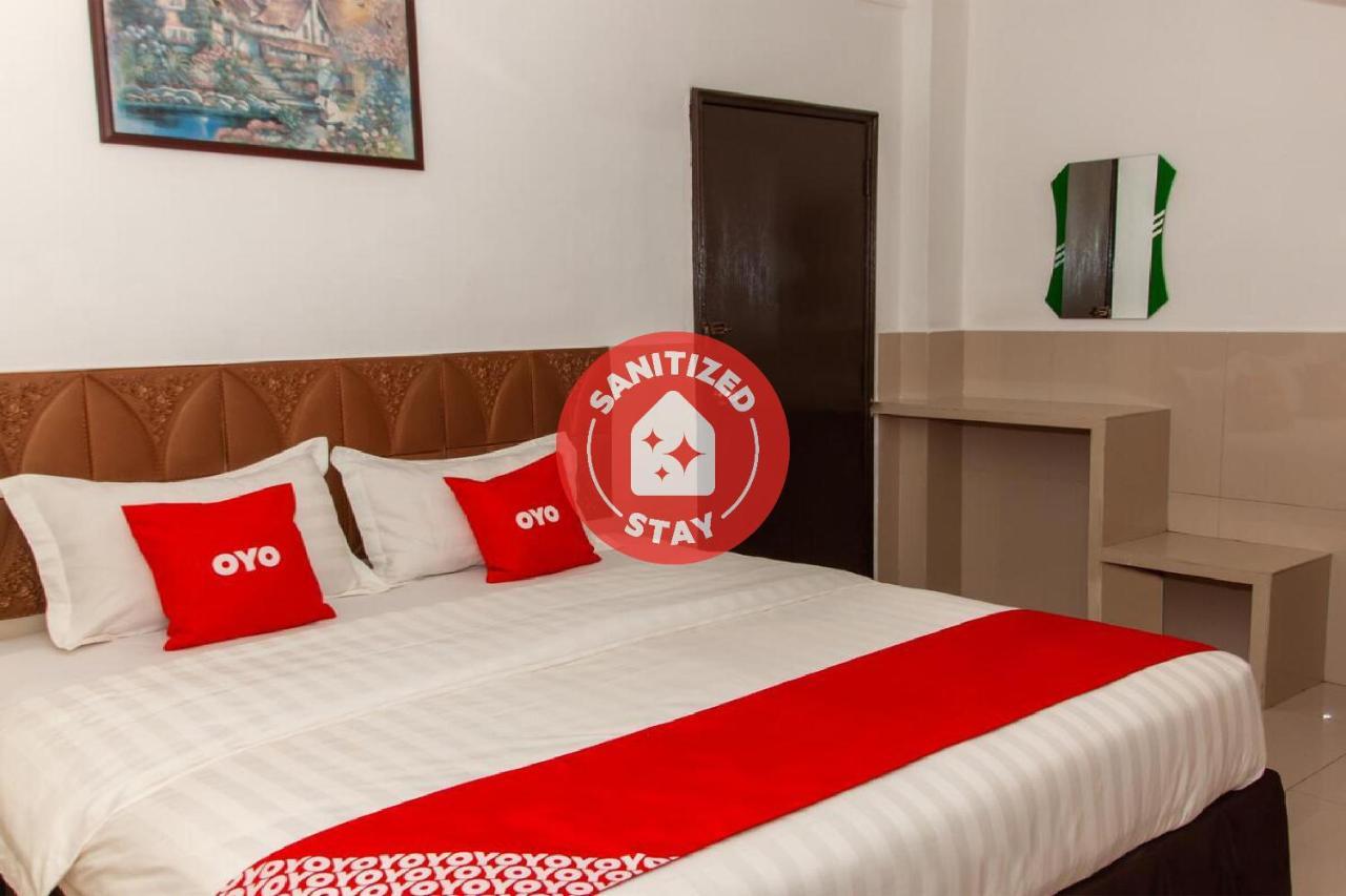 OYO 89851 Leila Hotel SDK Exterior foto