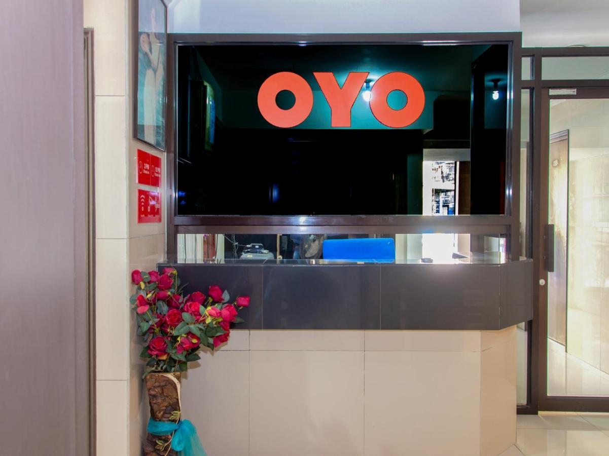 OYO 89851 Leila Hotel SDK Exterior foto
