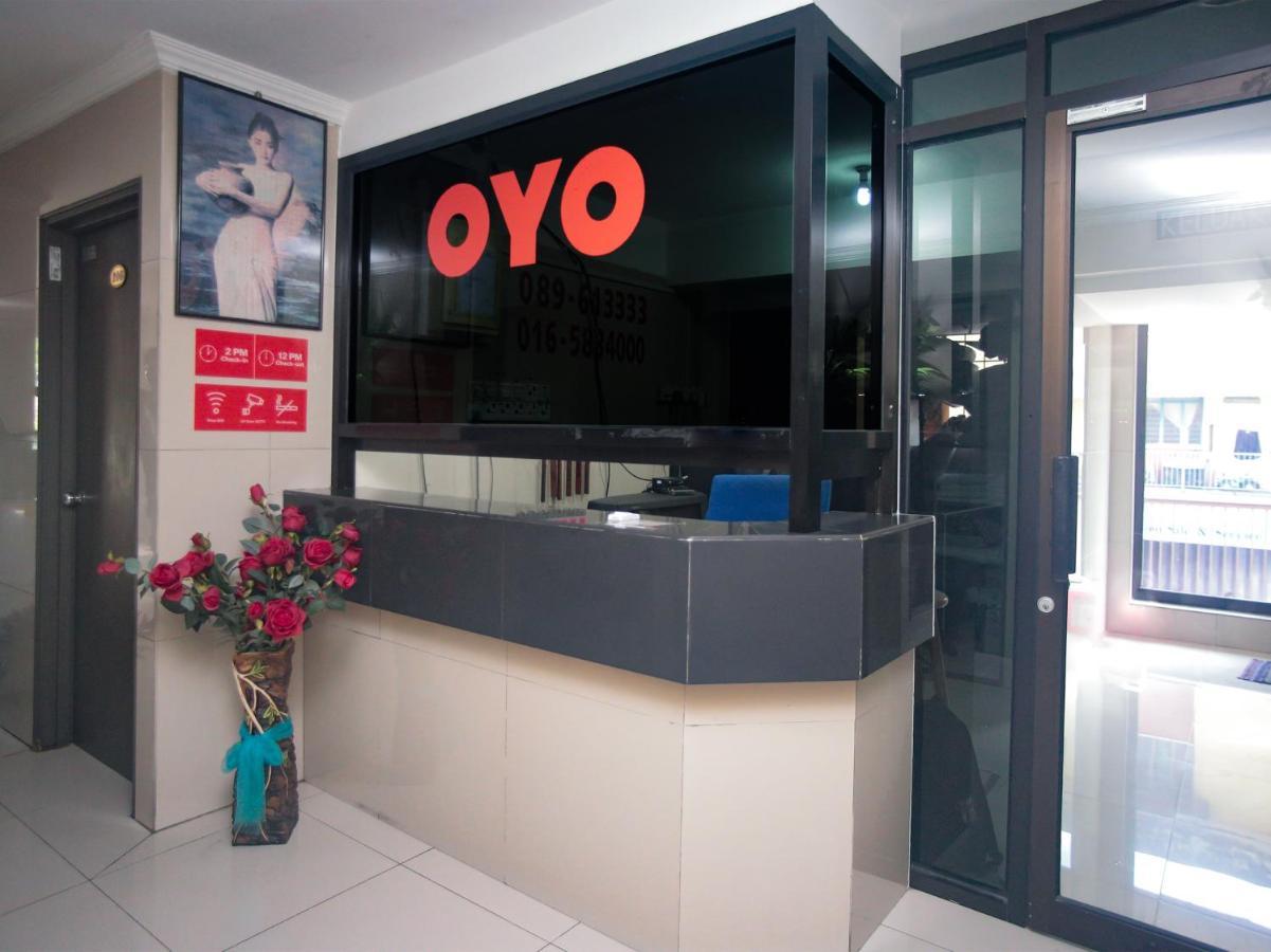 OYO 89851 Leila Hotel SDK Exterior foto